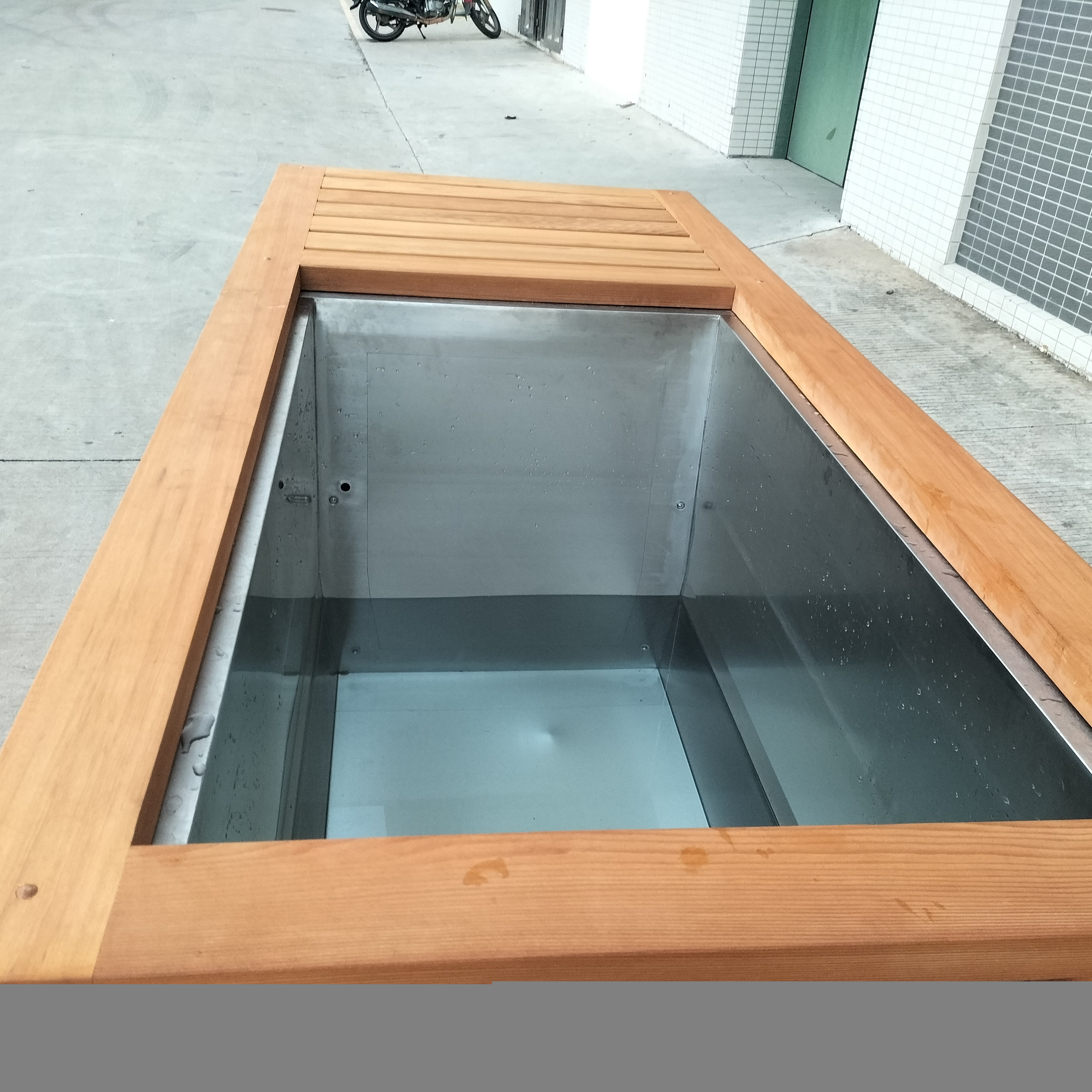 High Quality Cold Plunge Tub With Filter Inside 304 Stainless Steel