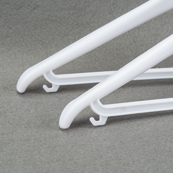 plastic wall clothes hangers & racks hangers with fixed bar and little hooks