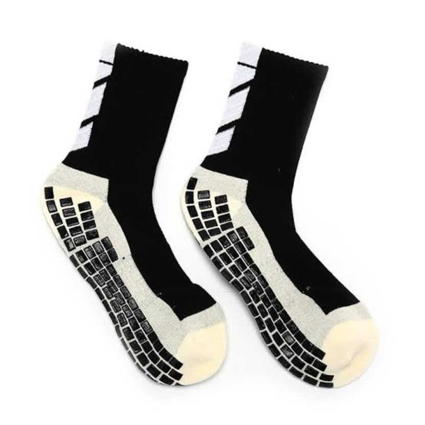 Wholesale custom performance sports non-slip athletic soccer grip socks anti slip soccer football socks for men