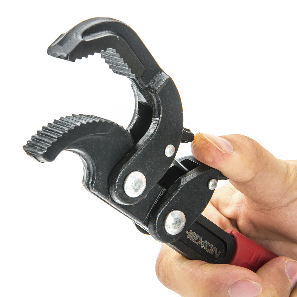 Universal carbon steel soft gripped handle self adjusting spanner quick released pipe wheel  wrench