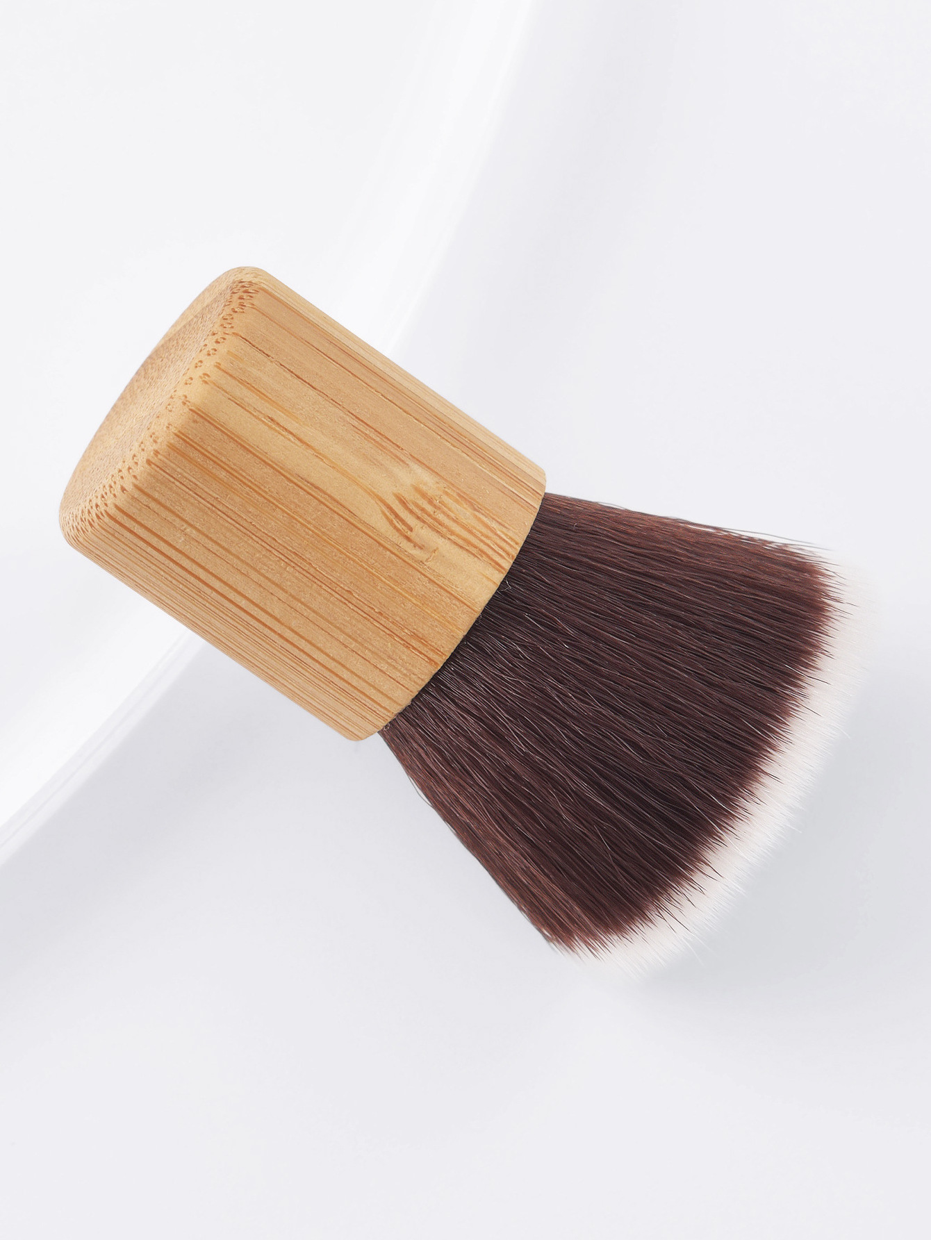 Hot Selling Kabuki Make up Brush Bamboo Cosmetic Tools Custom Logo Loose Powder Blush Brush Single Powder Makeup Brush