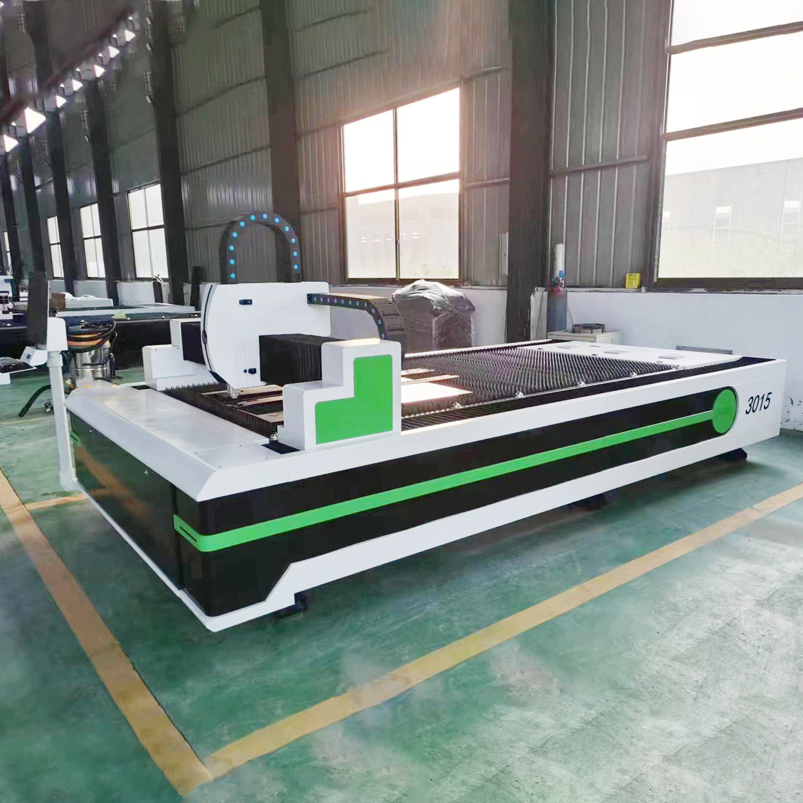 2024 Brand New Stainless Steel Laser Cutting Machine Cnc Fiber Laser Cutting Machine With Cheaper Price 3000W 4000W 6000W