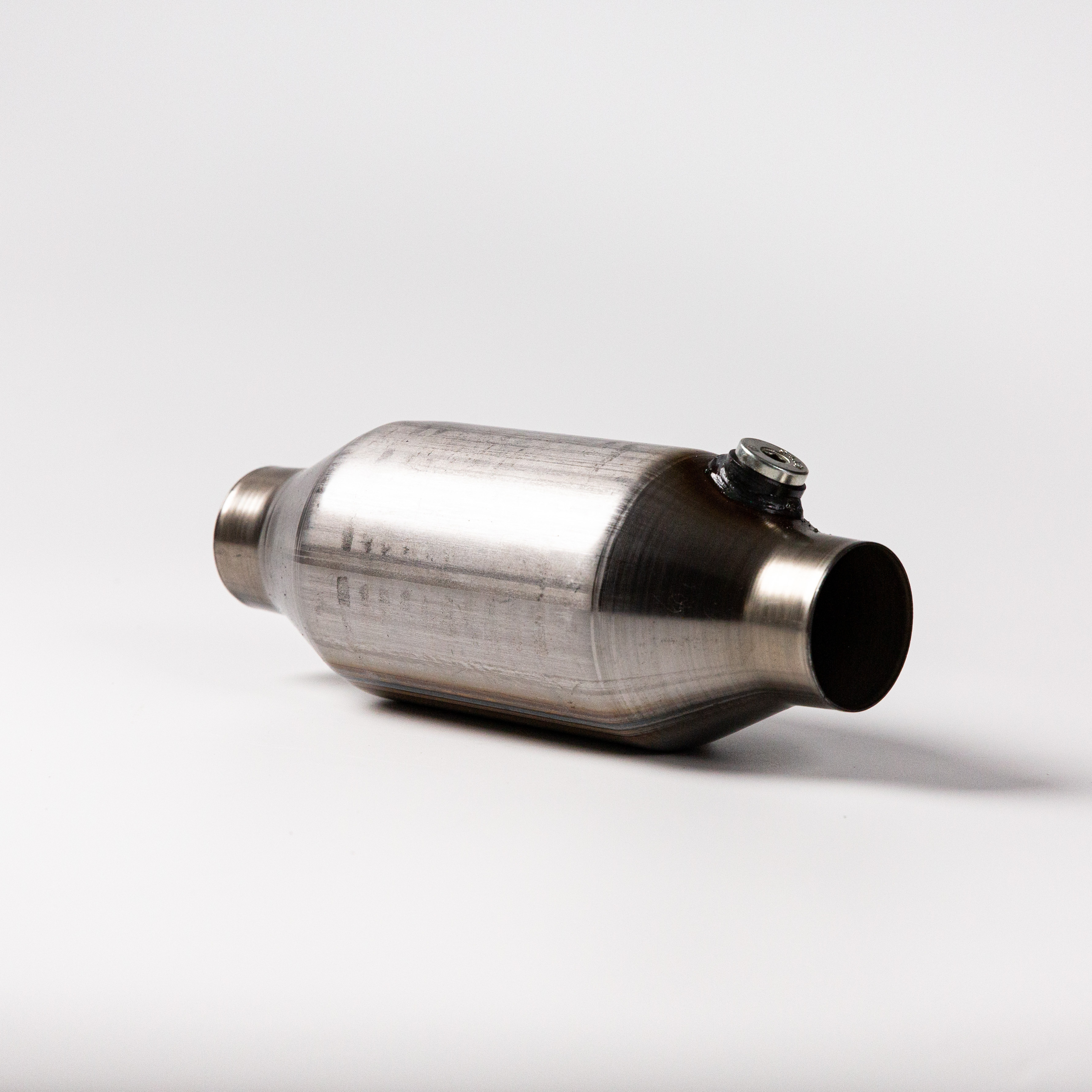 Auto parts Exhaust parts SS304 stainless steel used catalytic converters for sale