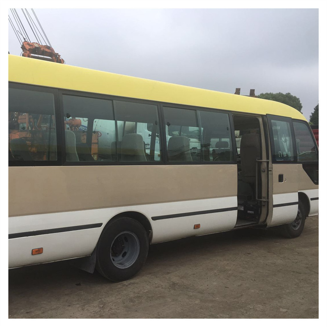 Used Japan medium-sized bus 4x2, used coaster buses