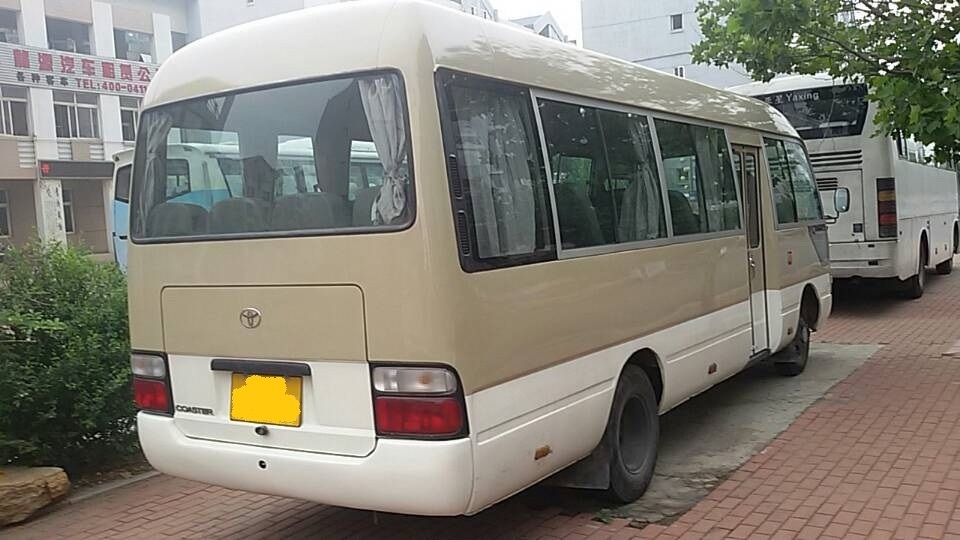 Used Japan medium-sized bus 4x2, used coaster buses