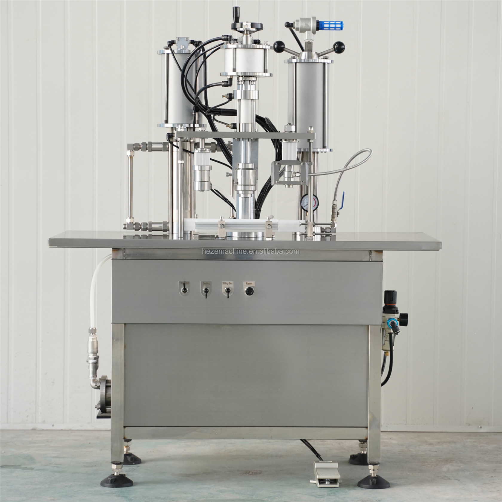 Spray Bottle Liquid Filling Machine,Aerosol Filling Machine Gas Machine Filling Spray Oxygen Aerosol Can Filler