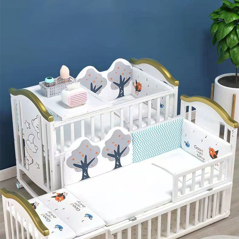 New Multifunctional Cute Pattern Design Solid Wood Baby Bed Baby Bedroom Furniture Adjustable Height Attachable Adult Bed