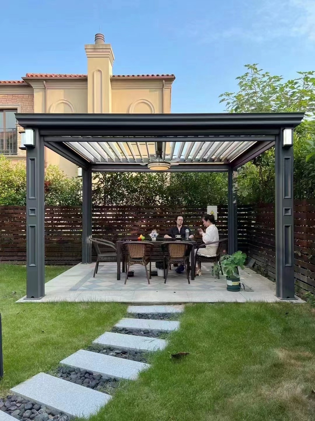 solar panel led lights electric bioclimatic louvered roof Aluminum outdoor gazebo Hangfa pergola With Curtains And Netting