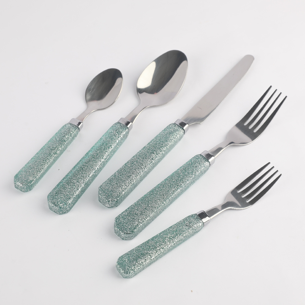 Pink Color Plastic Handle Cutlery Stainless Steel 5pcs Spoon Fork Knife Teaspoon Cutlery Set For Home