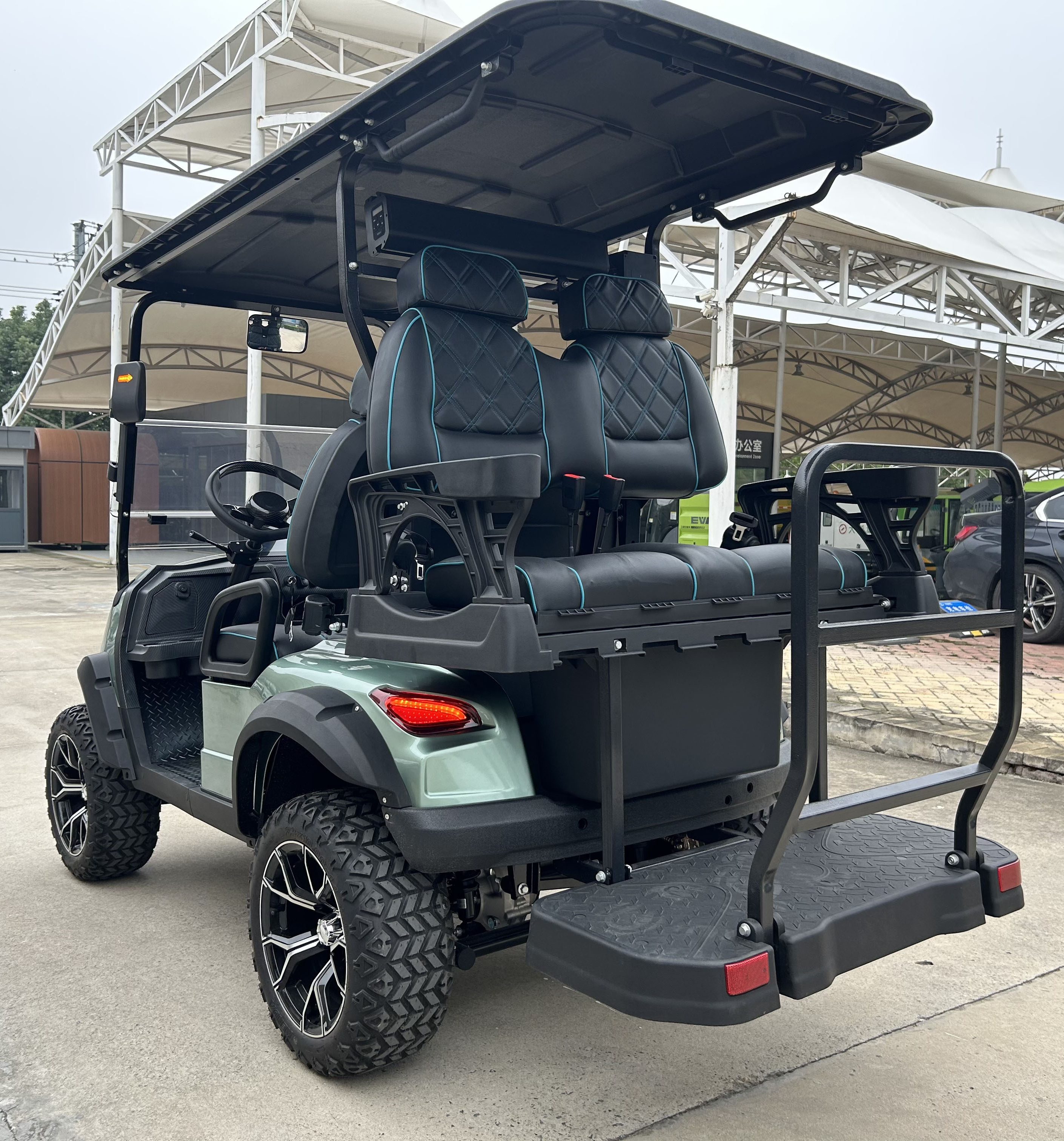 New Private Model Huaxin Golf Cart 4 6 Seater Golf Cart with 4 Disc Brake System Off Road Buggy