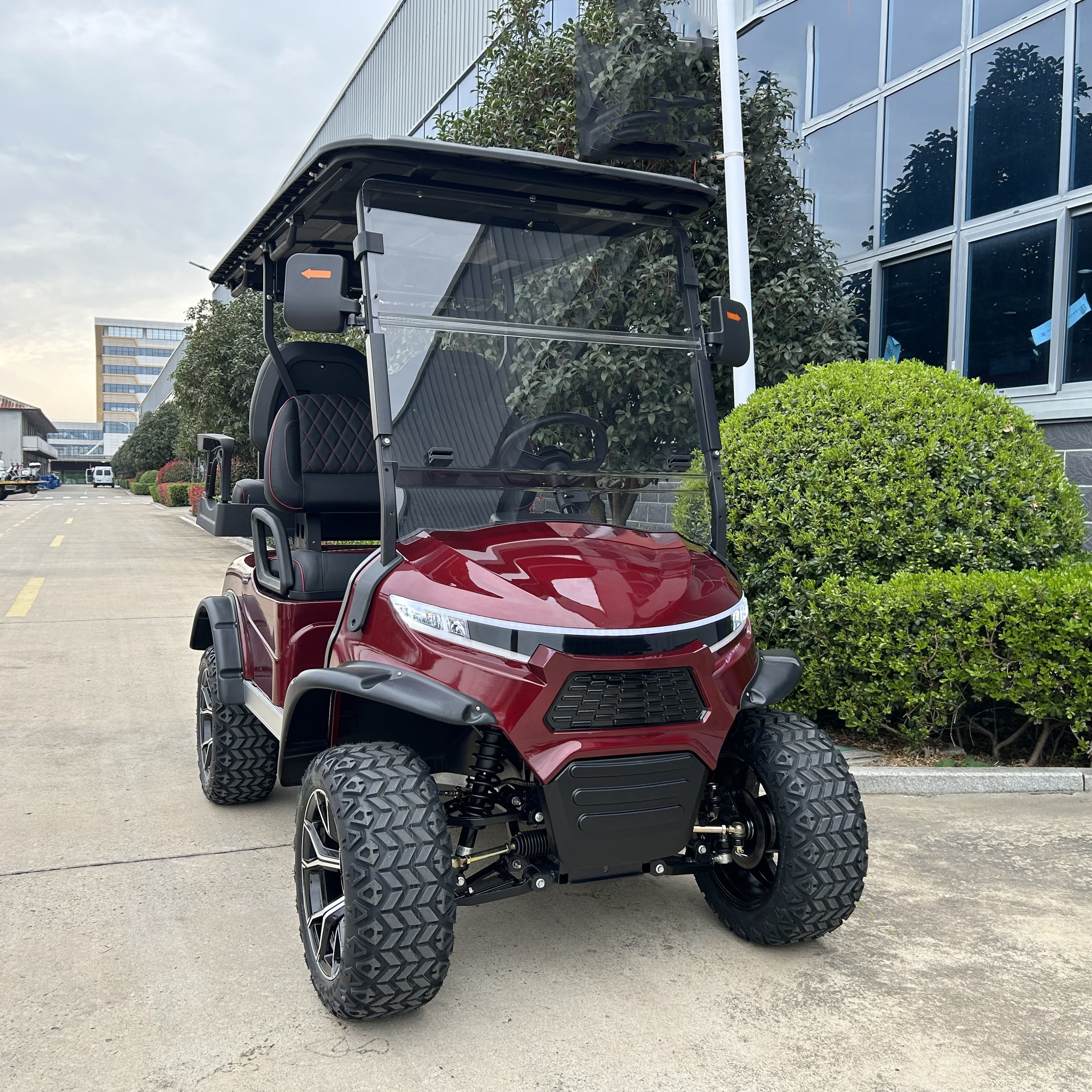 Minor Customization 4 Seat Sightseeing Bus Club Cart Electric Golf Buggy 48/72V Street Legal Golf Cart 4x4