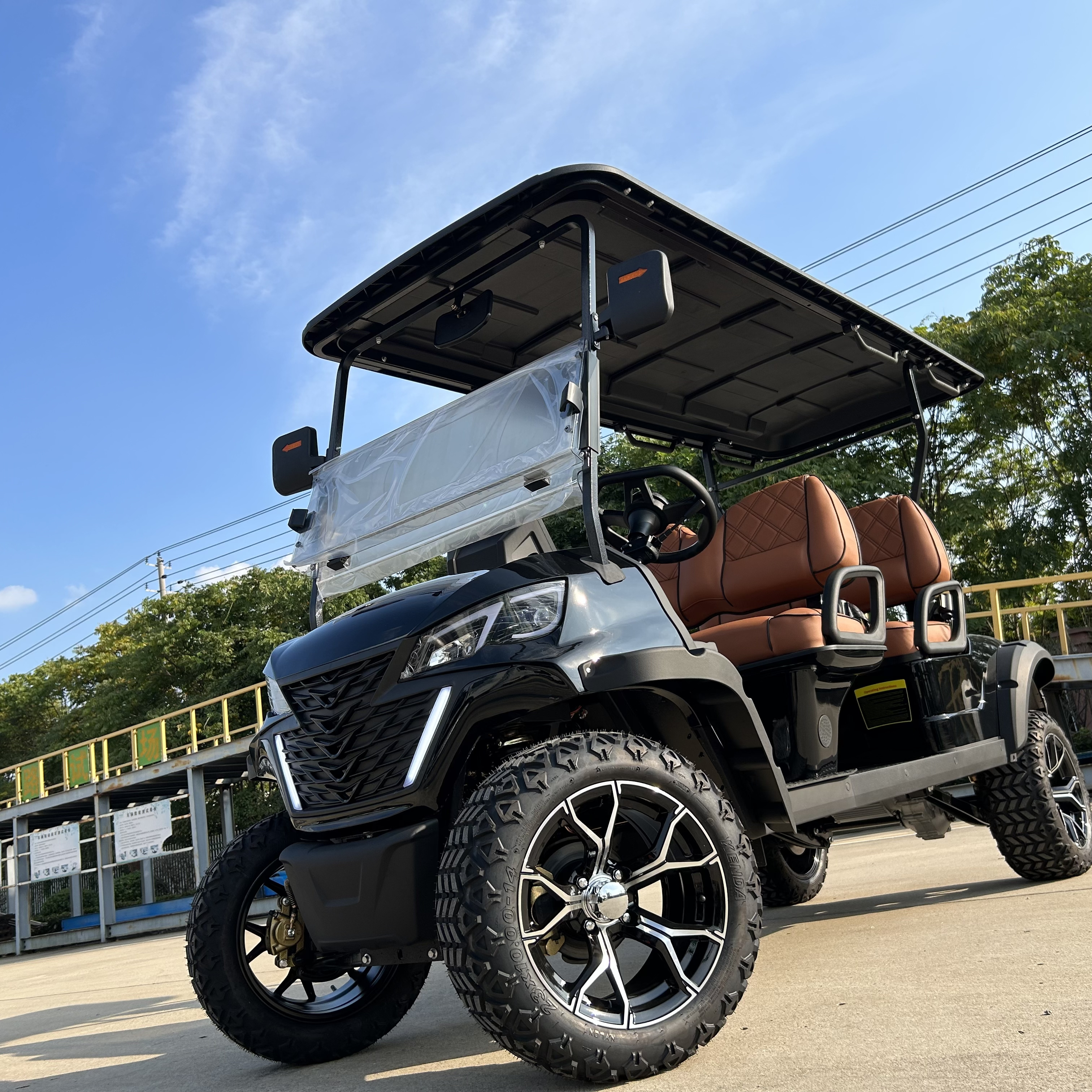 Manufacturers Utility 6 Seat Mini Golf Cart 4 Wheel Drive Electric 4x4 Golf Cart