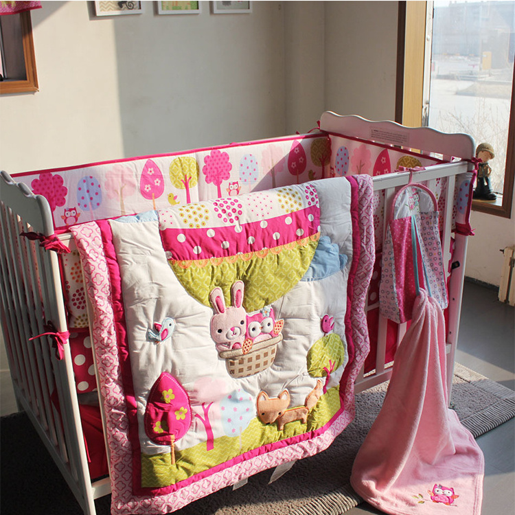 Fashion cute 9 pcs crib bedding set cartoon embroidery quilt