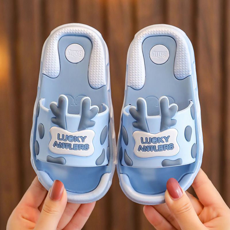 Wholesale Summer Indoor Kids Boys Girls Soft Nonslip Bathroom Cartoon Slippers PVC Boys Flip Flops Luminous Slipper Shoes Summer