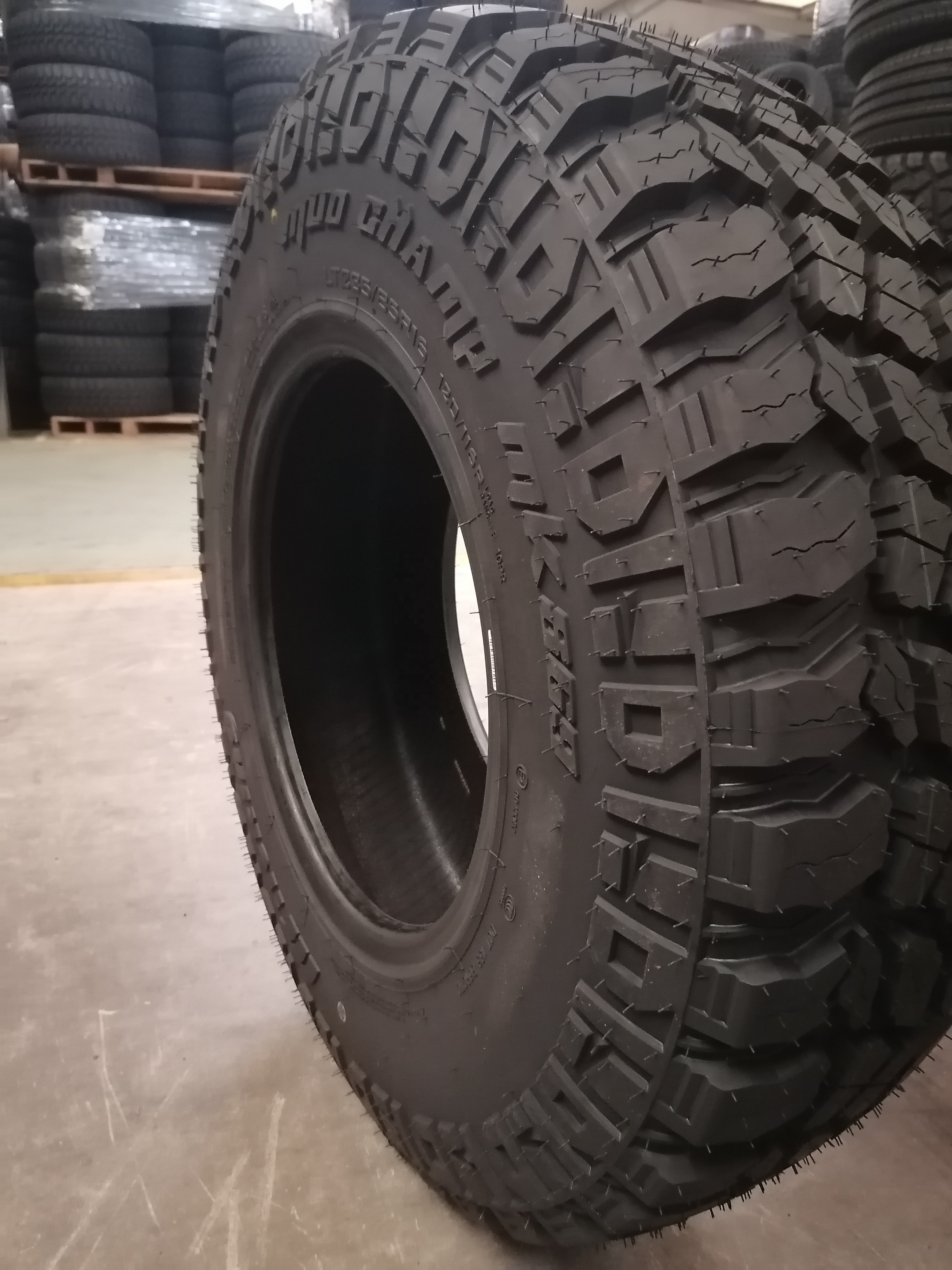 40X15.50R28LT 40*15.50R28LT MK869 MIKLEKING M/T tire mud tyres