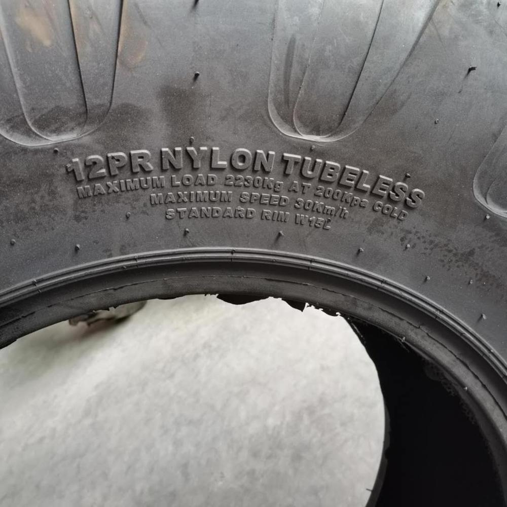 Junkmaster backhoe tyre 21L-24 with R4 pattern