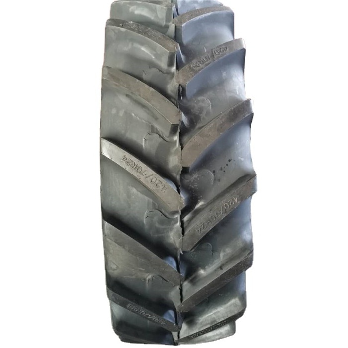 Radial agricultural tractor tyre 420/70R24