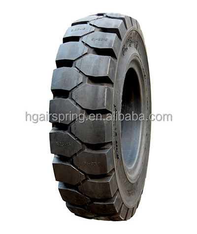 Industrial Solid Tires 700 - 12 Pneumatic Forklift Tire