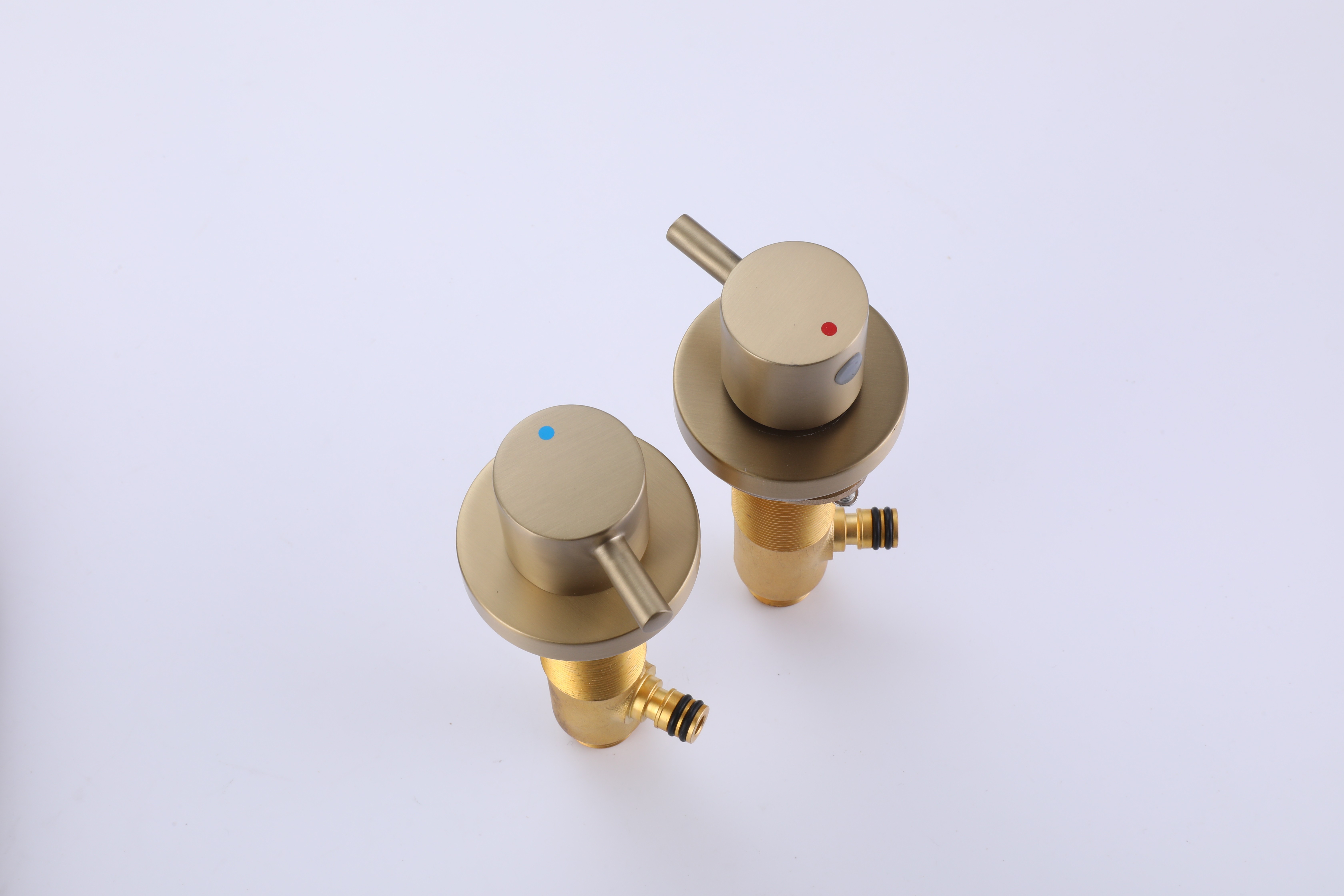 Wholesale smart Brushed Gold Finish 3 Holes Bathroom Sink Mixer Tap Washroom Basin Faucet Contemporary