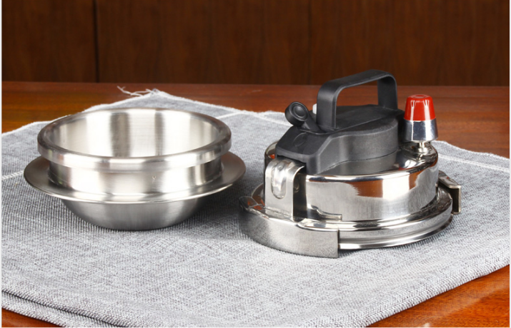 Mini pressure cooker  High quality 304 stainless steel pressure cooker   Portable pressure cooker