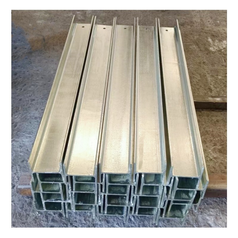 Customized Hot Sale Galvanized 100UC 150UC Galvanized Steel Retaining Wall Post