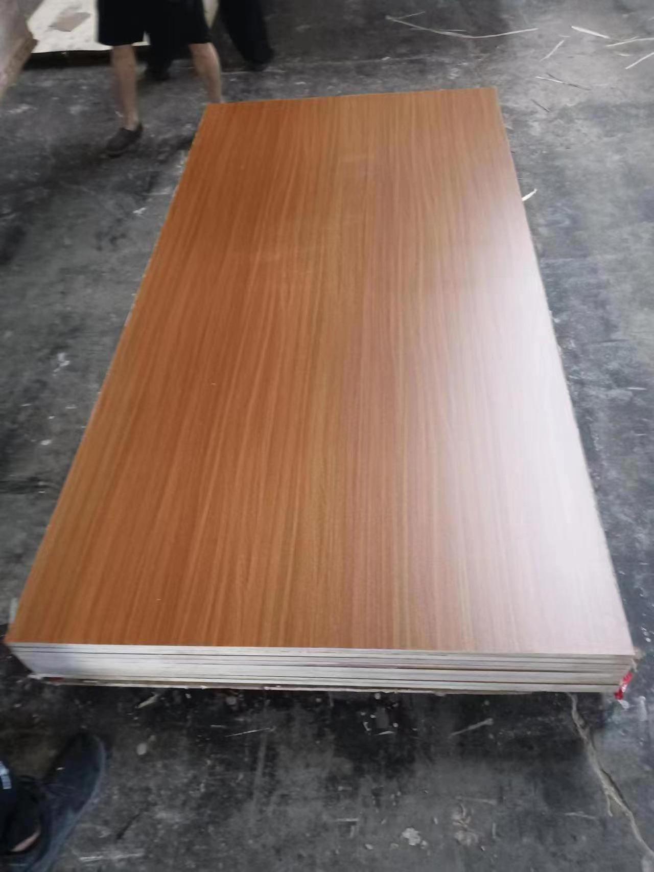 18mm Marine Plywood White color Wood color Melamine Laminated Plywood for Philippines