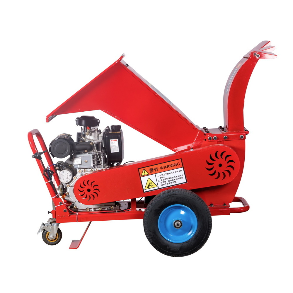 High quality cheap Forestry Mobile Diesel Engine Wood chipper shredder mulcher Branch wood Chip Crusher for sale