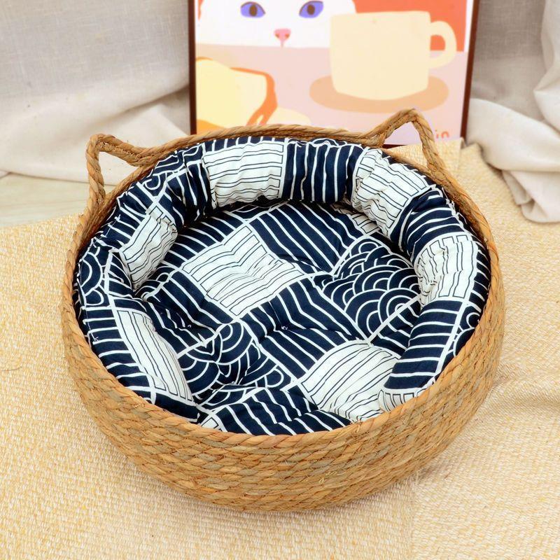 New Hot Selling Japanese-style Winter Comfortable Pet Bed Hand-woven Washable eco friendly Rattan Pet Dog Cat Bed