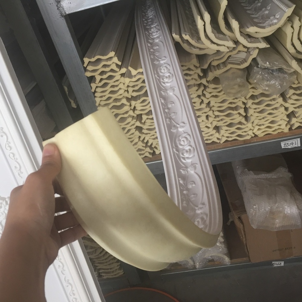 wholesale high quality construction material foam polyurethane crown molding PU, white flexible mouldings