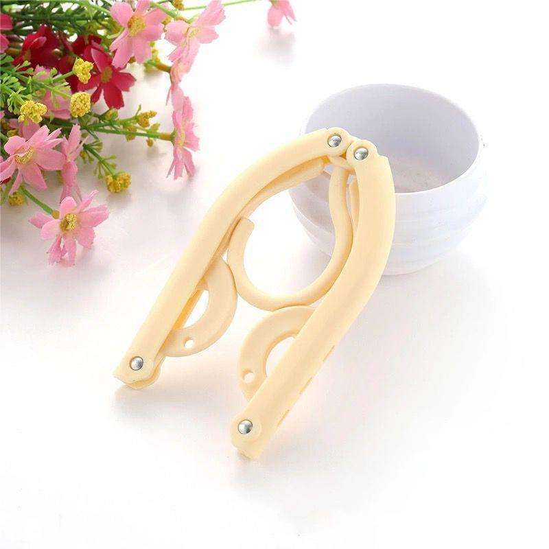 Portable Folding Coat Hangers Plastic Hangers, Travel Accessories Clothes Drying Rack for Travel