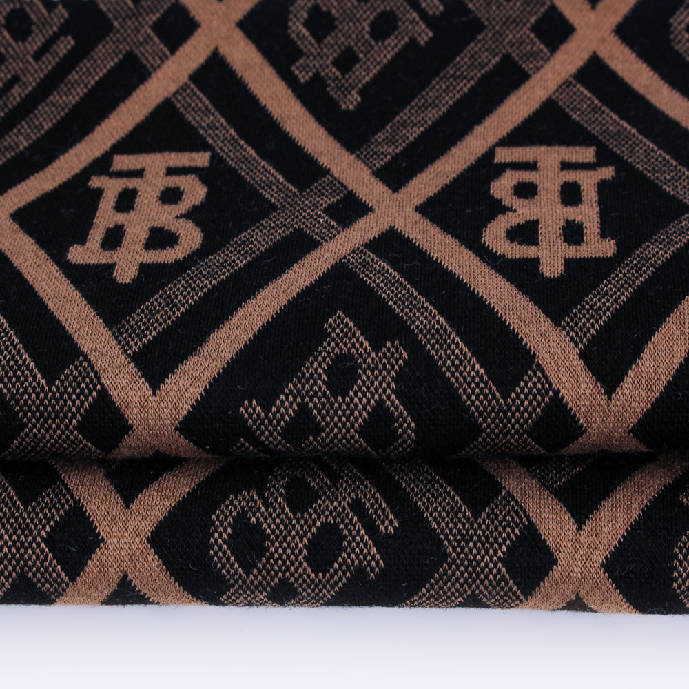 Burberry TB Brocade Yarn Dyed Jacquard Fabric Good Stretch Soft Hand Feel Poly Rayon Knitted Fabric for Garment Dress