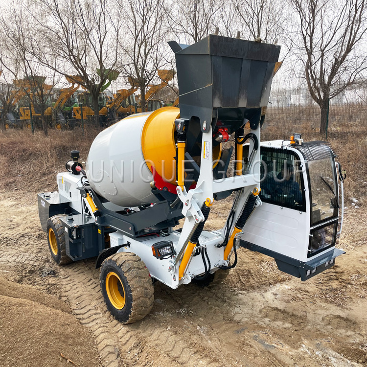 Hot sale 3.5m3 mobile self loading concrete mixer machine price