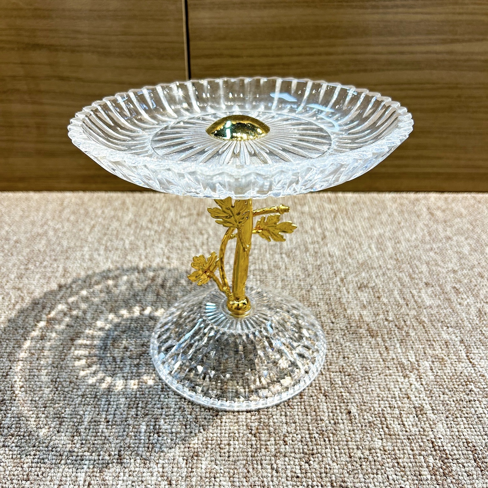 Luxury Glass Metal Fruit Plate Kitchen Golden Gold Decor Food Serving Tray Basket Cake Decoration acrylic new design Trays Round