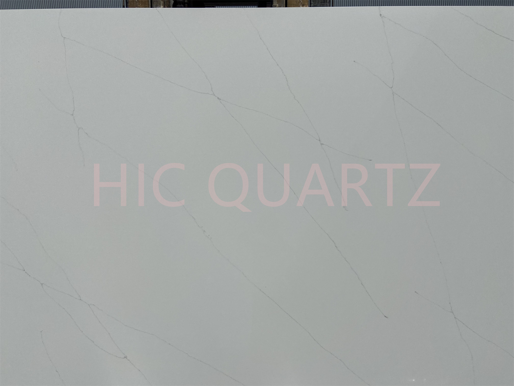 White Carrara Synthetic Stone Kitchen Artificial quartz Slab Stone Big Slab Five Star Hotel Panel