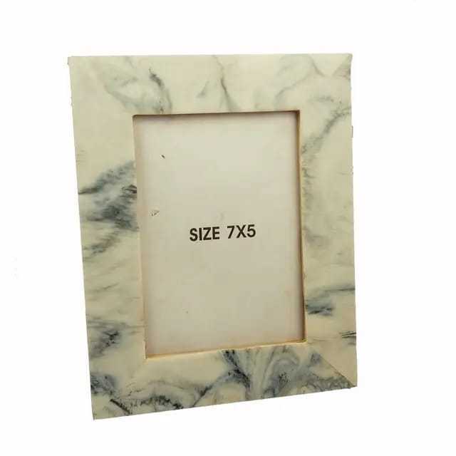 Wholesale Clear resin Wooden Photo Frame New Style Acrylic Picture Frame