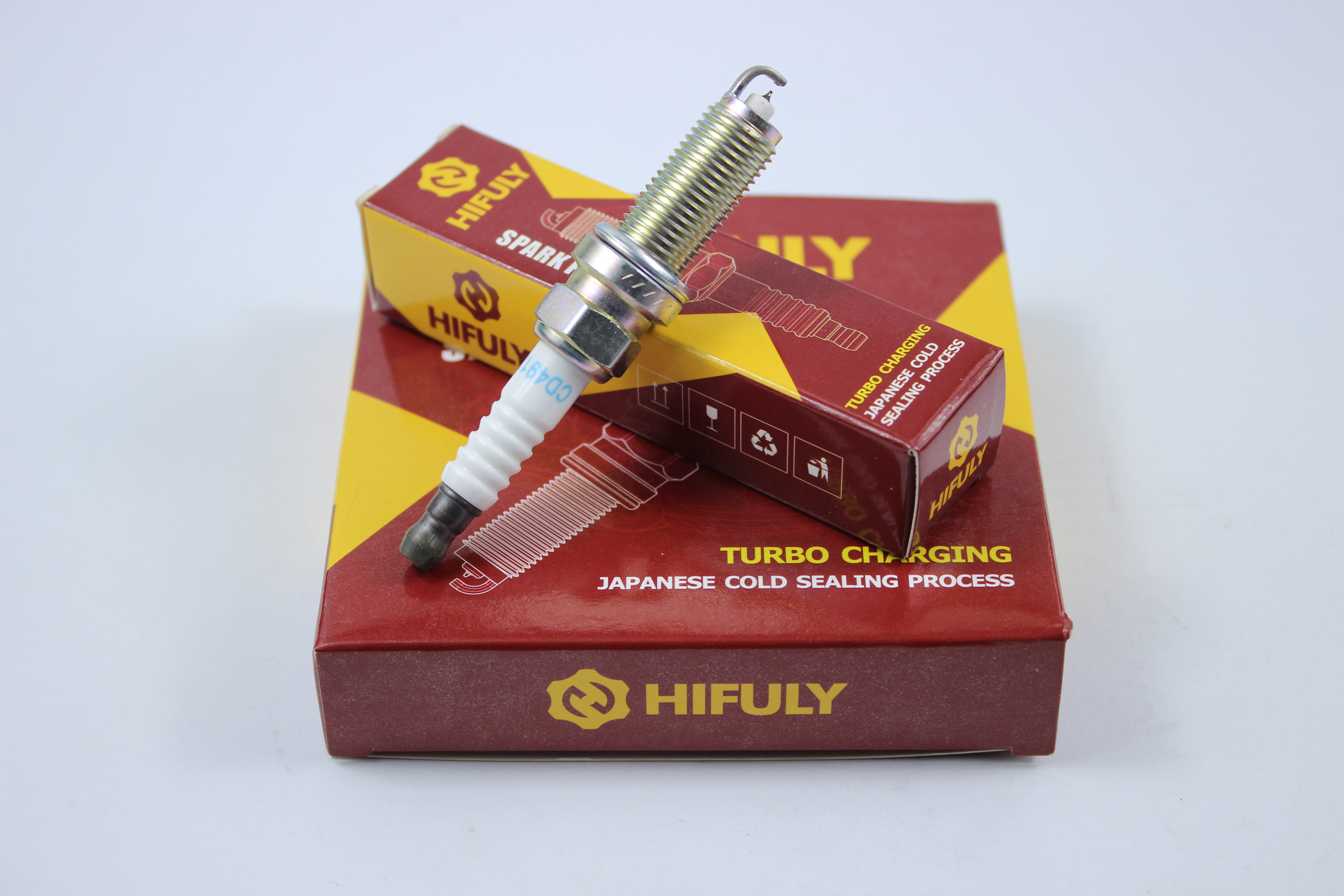 Iridium Spark Plug 90919-01253   SC20HR11 50000 Kilometers for Toyota COROLLA RAV4 YARIS PRIUS AVENSIS