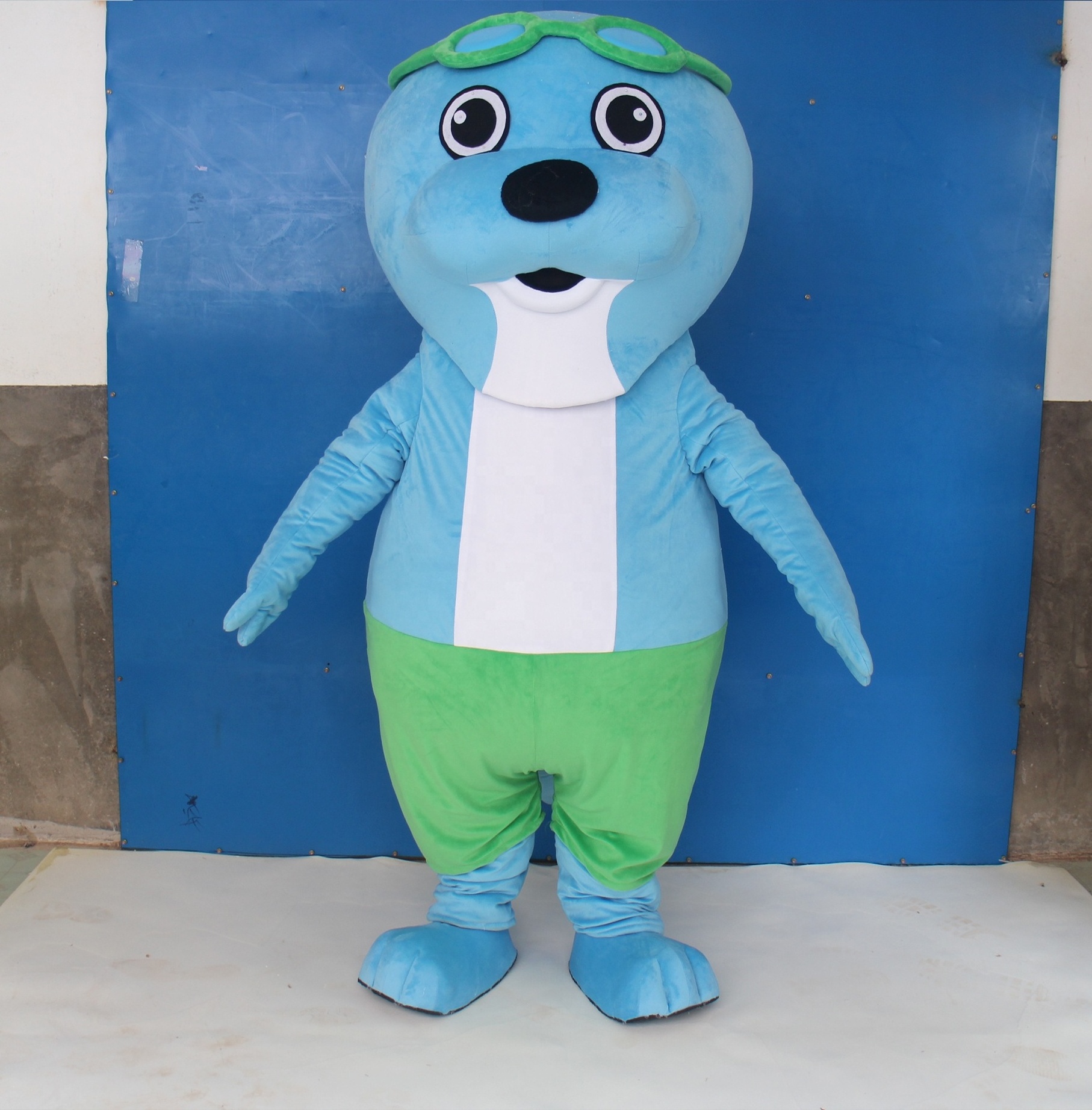 Funtoys MOQ 1 PCS Customized walking Blue cartoon sea lions seals animal mascot costume for sale