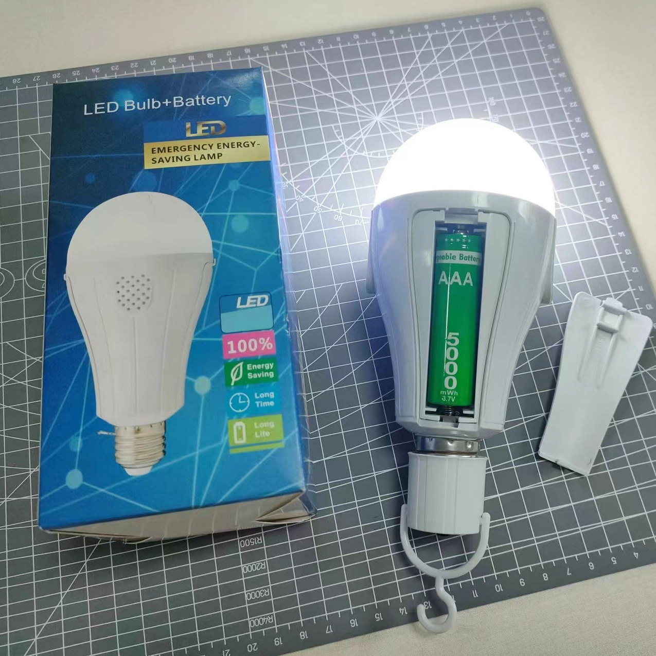 2400MAH  LED Bulb  Emergency Light Rechargeable Camp Light Outdoor ABS   Power Bank With Hook Emergency Bulb Light