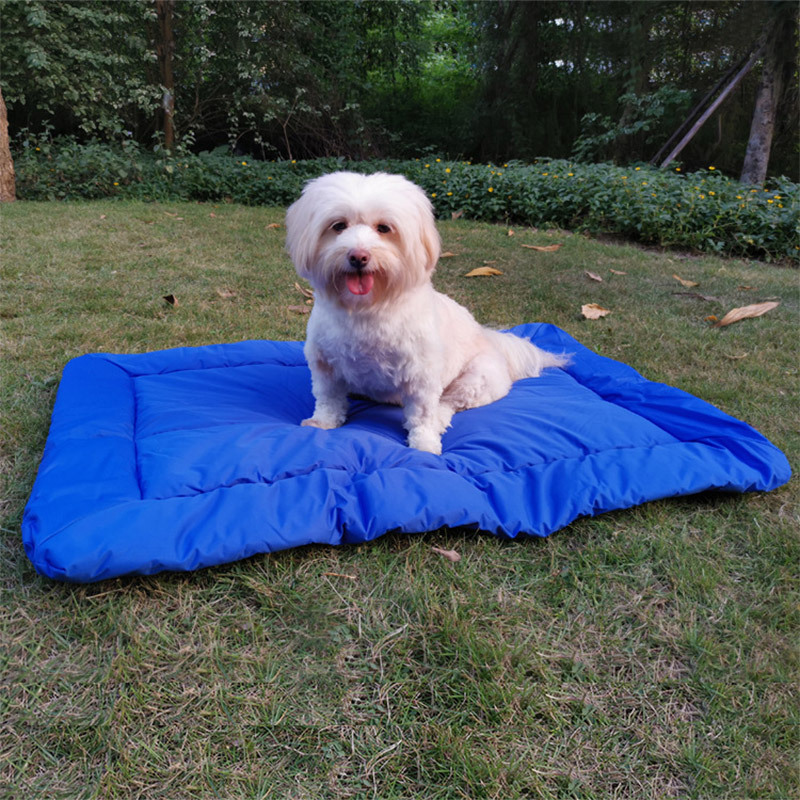 Popular Pet Travel Detachable Portable Summer Camping Waterproof Foldable Dog Bed Cooling Mat Pet Mat