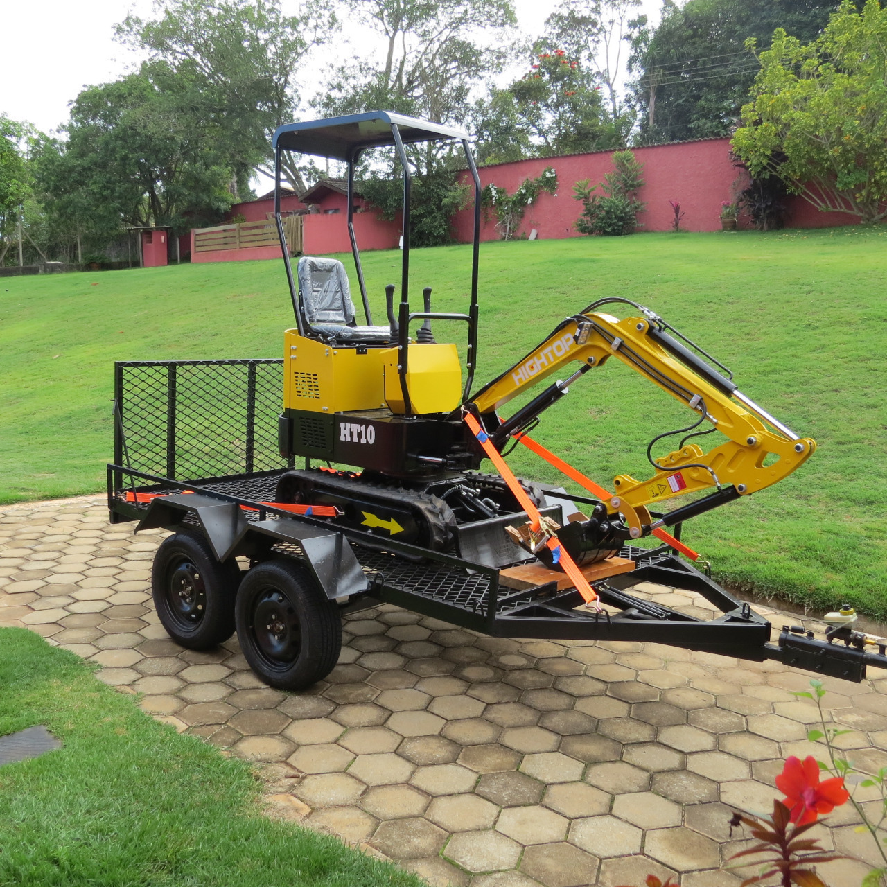 Best sale compact mini excavators miniature excavator 1.2tonne mini bagger