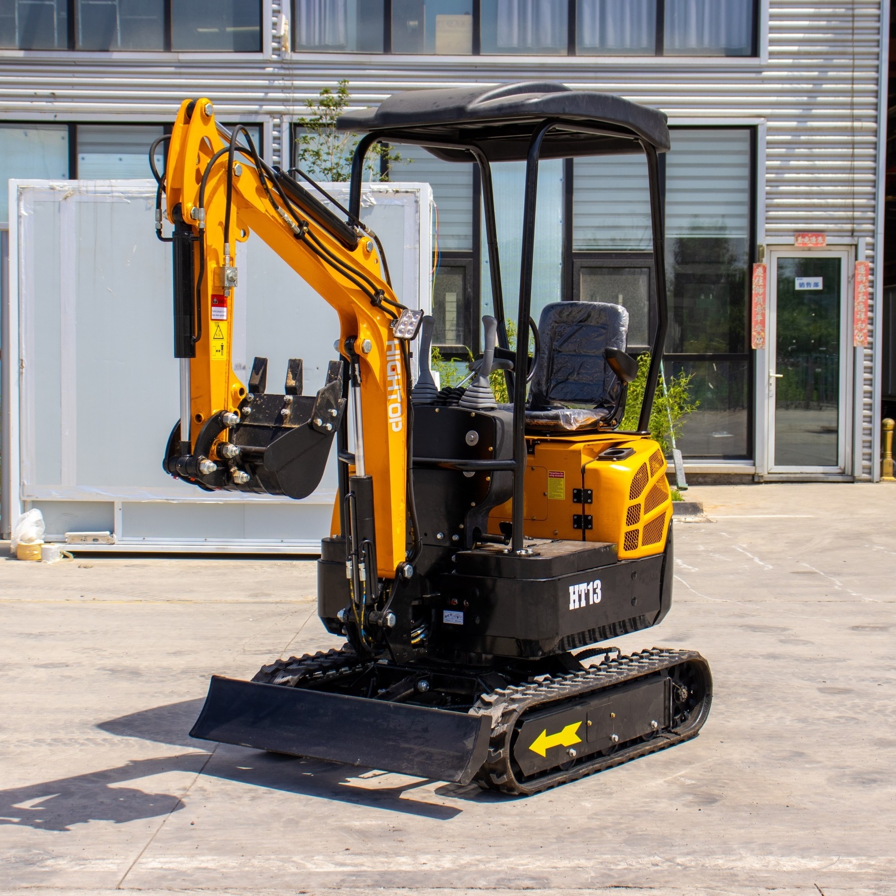 Multifunction Hydraulic Crawler Mini Excavator 1 ton 1.3ton 2 ton Soil Excavator Small Digger For Sale