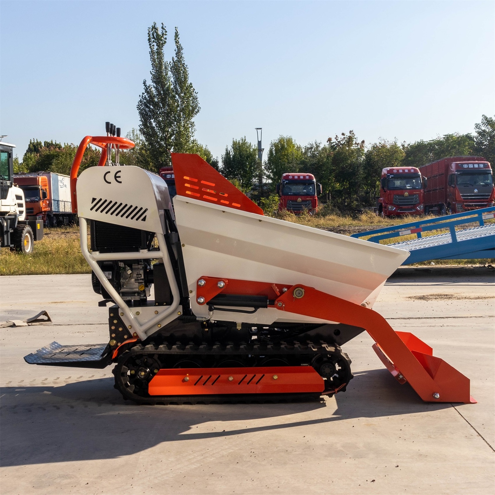 Full Hydraulic Mini Crawler Dumper Trucks Rubber Track Crawler Transporter Dumper 0.6t 0.8t 1.2t 1.5t 2t