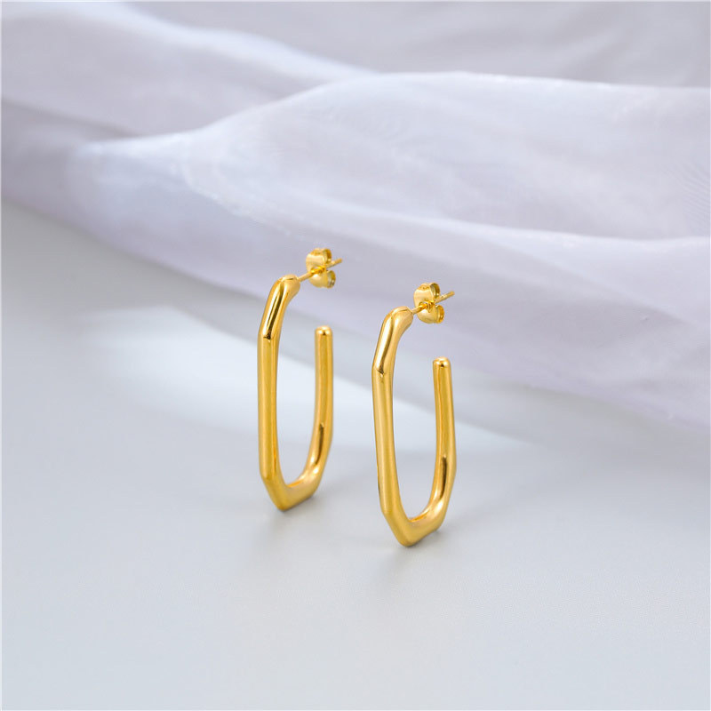 Trendy Fashion 18k Gold Hoop Earrings Plated Jewelry U-Shaped CC Hoop Earrings