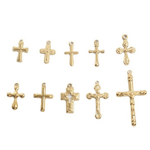 Wholesale Fashion Jewelry Making Supplies 18K Gold Stainless Steel Cross Charms Jesus Pendant Necklace