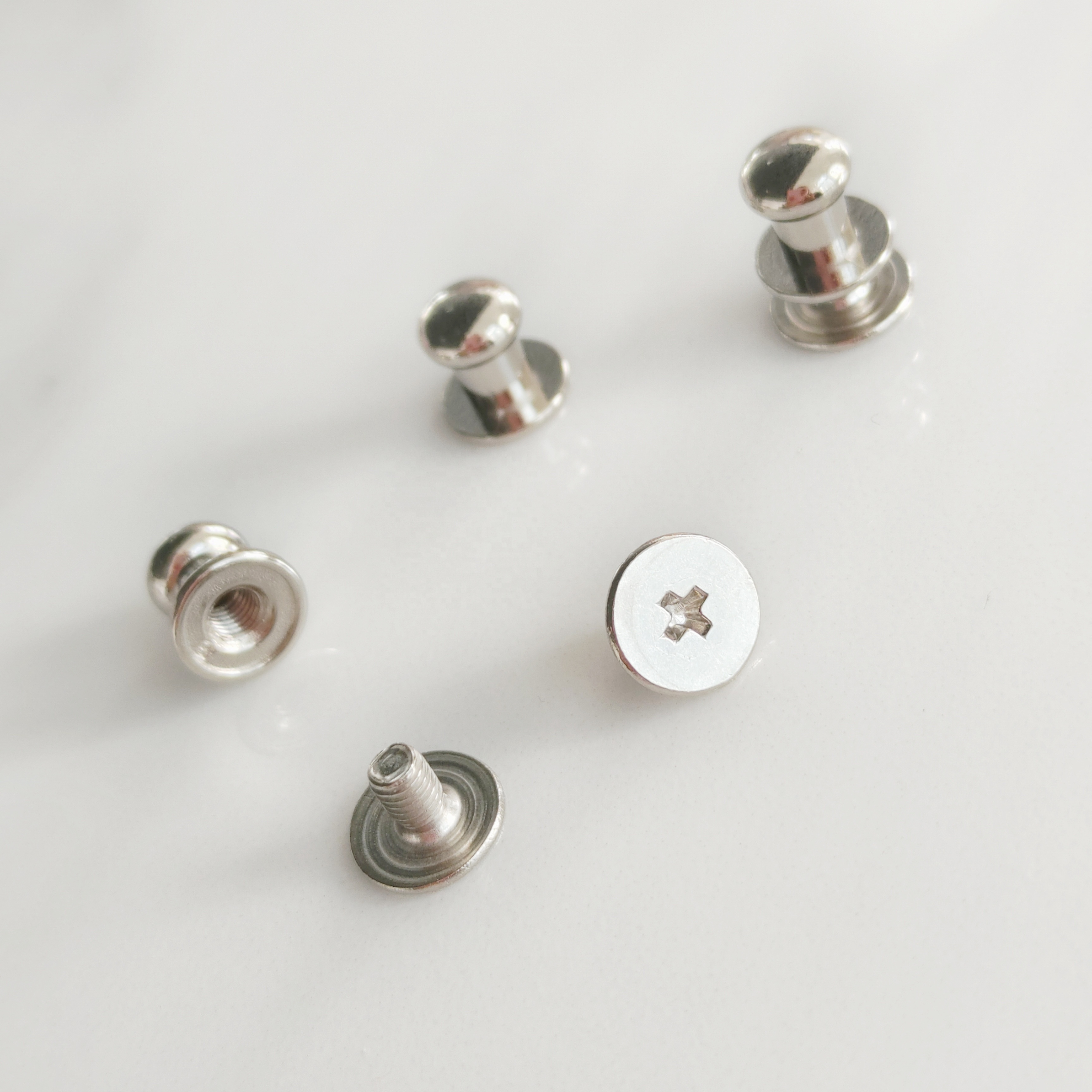 Chicago Screws Round Cap Rivet Decorative Fastening Pacifier Rivets Screw Brass Stud Head Snap Rivets For Leather labels