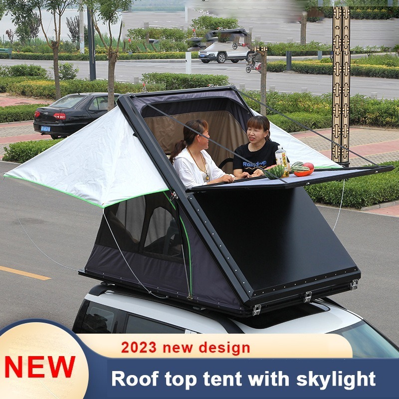 2023 new Camping Aluminum Roof Top Tent Car Rooftop Tent Triangle Clam shell Hard Shell Roof Top Tent With skylight