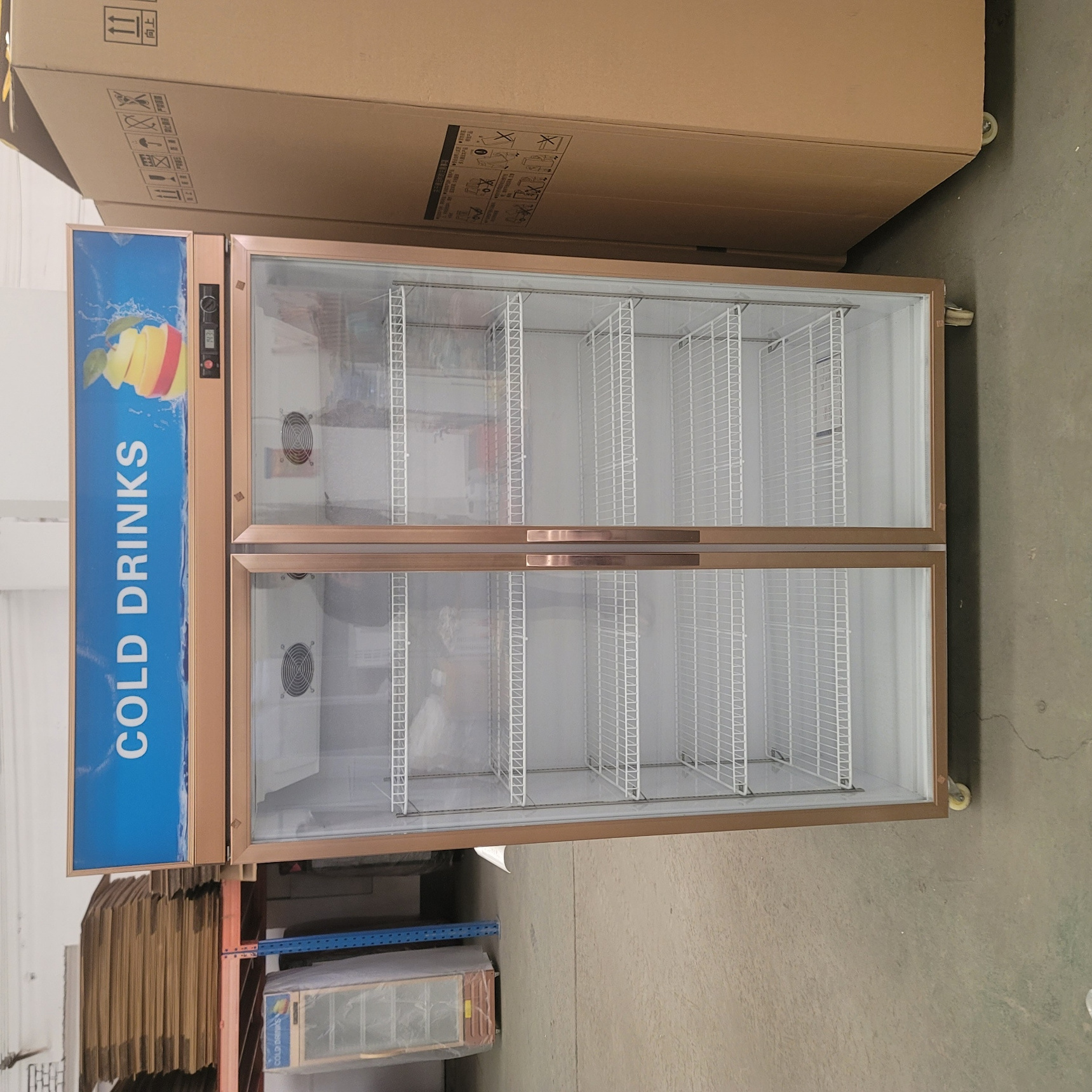 Commercial Kitchen Freezer / Refrigerator Fridge / Restaurant Upright Chiller Freezer and Display Refrigerator Drinks Cooling