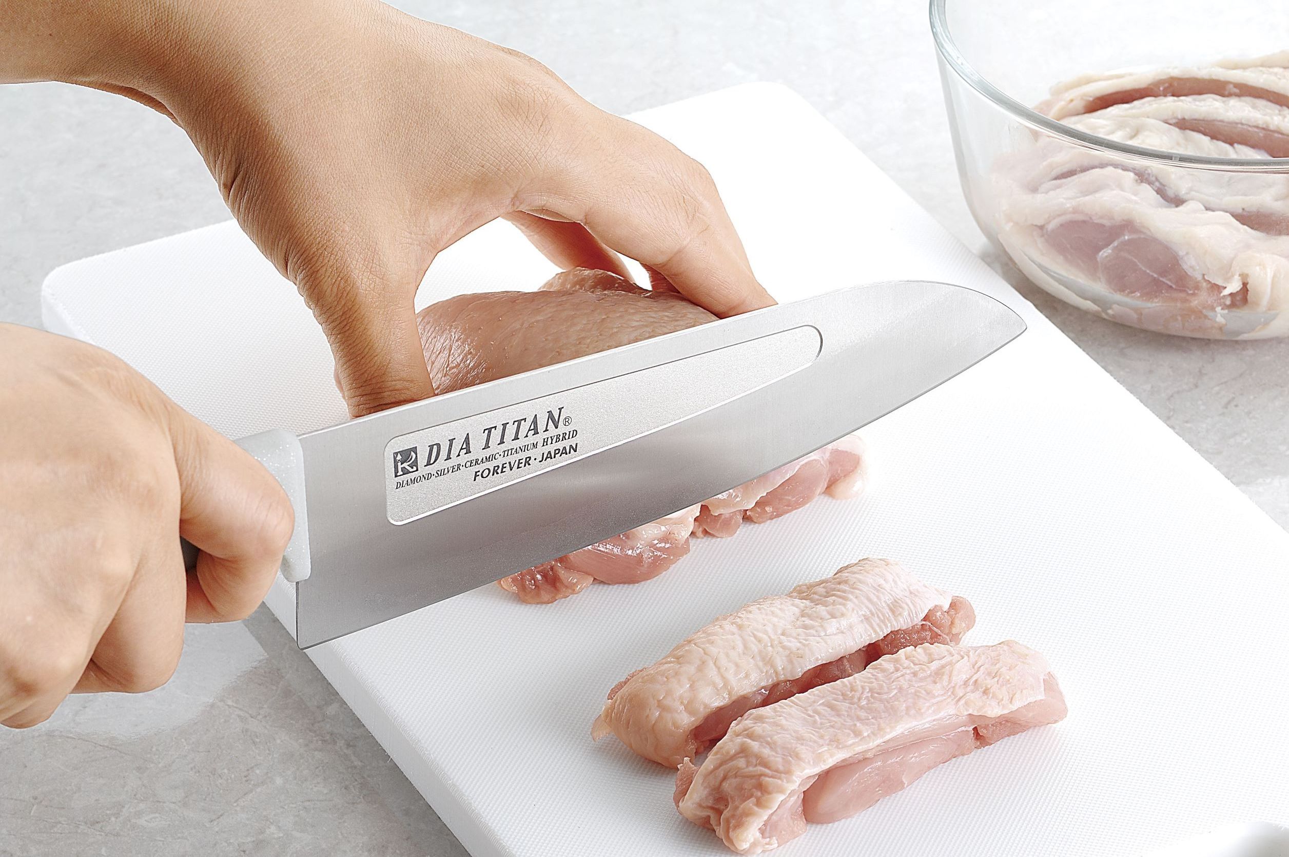 Non-Allergenic Diamond Titanium Japanese Chef Cutting Kitchen Knife