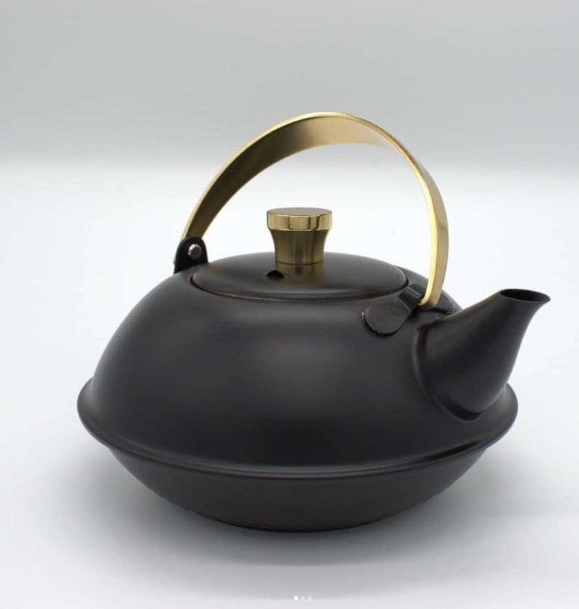 Wholesale Black Small Teapot High Quality Drink ware Metal Tea pot Made in Japan