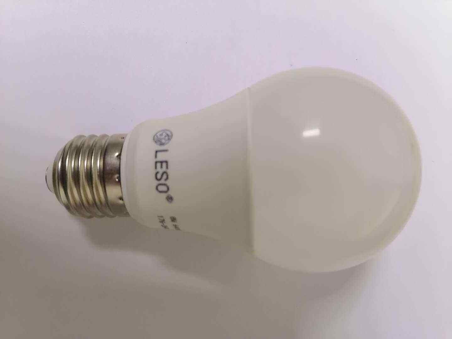 Liper 2023 Good Quality  Energy Saving 18W  Led Bulb E27 Light For House